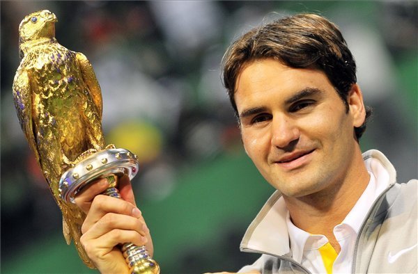 Federer Davigyenkót legyőzve nyerte a dohai tornát.