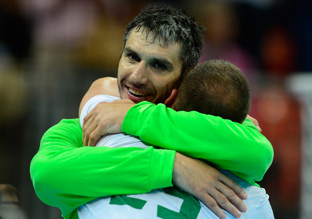 Fazekas Nándor és Zubai Szabolcs öröme a londoni olimpia negyeddöntőjében, az Izland elleni mérkőzés után 2012-ben.