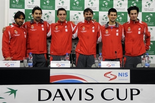 A szerb tenisz válogatott a Szerbia-Franciaország Davis-kupa-döntő előtt