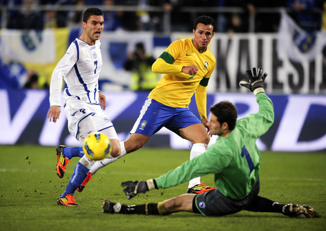 Brazília nagy csatában nyerte a meccset - Fotó:AFP