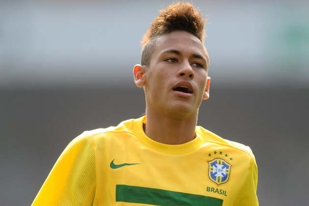 Neymar egy csapatban játszik példaképével