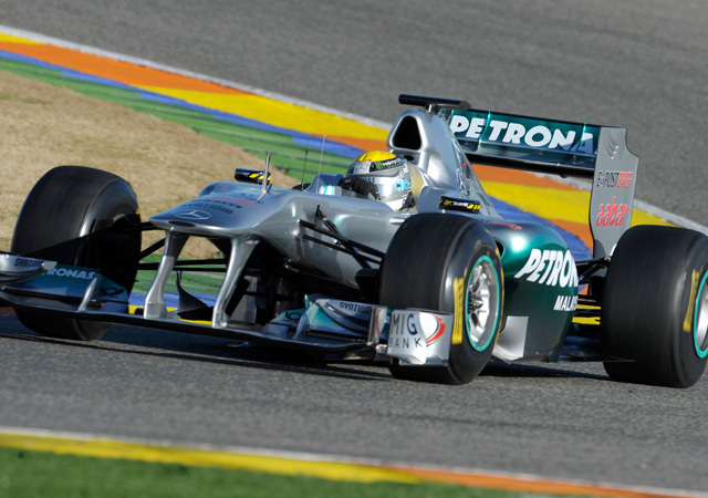 Nico Rosberg a Mercedes pilótájaként Valenciában 2011-ben.