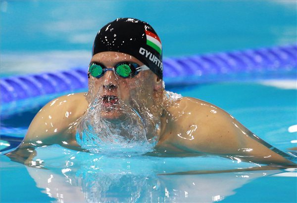 Gyurta Dániel úszik a 2012-es londoni nyári olimpia férfi 100 méteres mellúszás versenyszámának döntőjében a londoni Olimpiai Park területén lévő Vizesközpontban 2012. július 29-én. MTI Fotó: Kovács Anikó 
