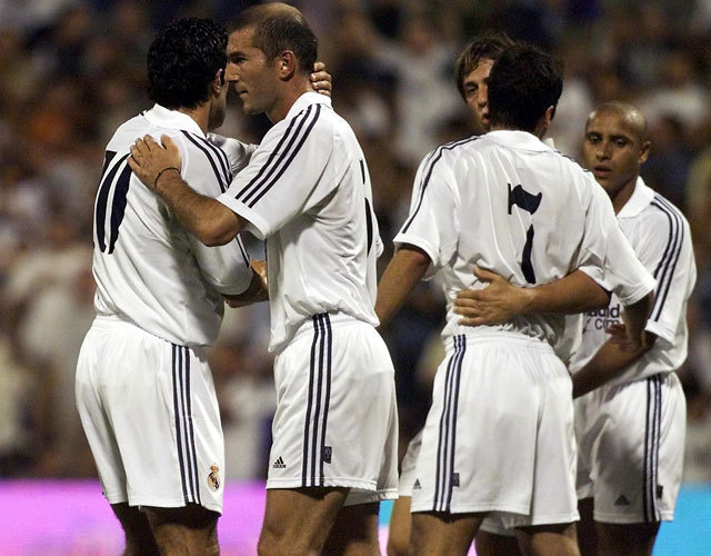 Florentino Pérez a 2000-es évek elején a legnagyobb sztárokat csábította Madridba 