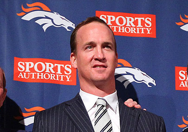 A 35 éves irányító a az Indianapolis Coltstól szerződött a Denver Broncoshoz.