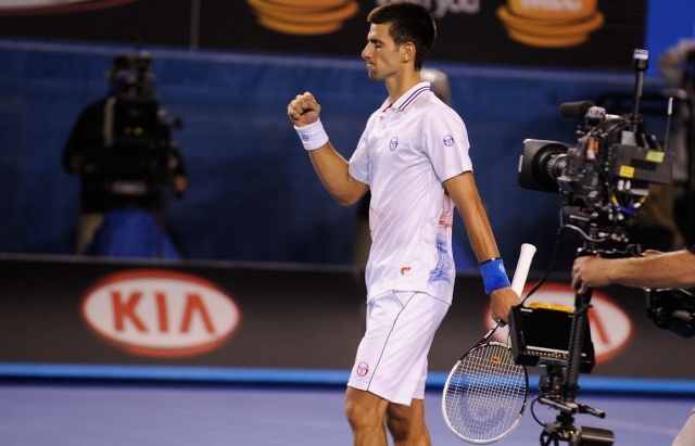 Szoros meccsre tippelünk a Djokovics-Murray elődöntőn