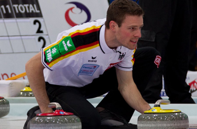 A németek curlinges szokatlanul fiatalon fejezi be az aktív játékot - Fotó: worldcurlingfederation.org