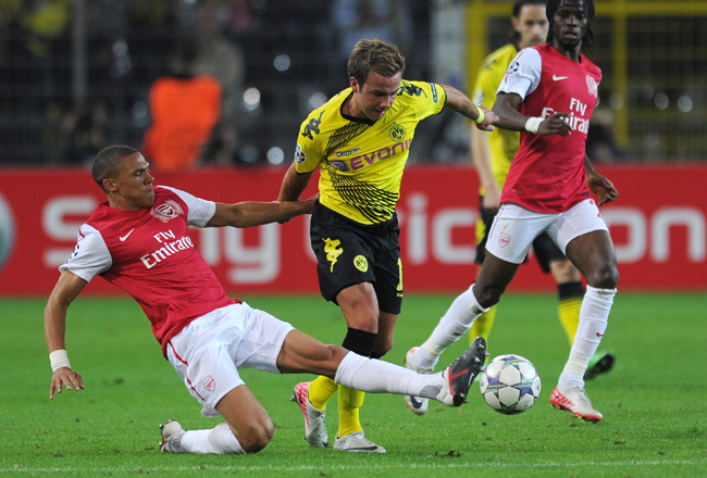 Mario Götzének (középen) is voltak lehetőségei, de ő sem tudta győzelemhez segíteni a Dortmundot