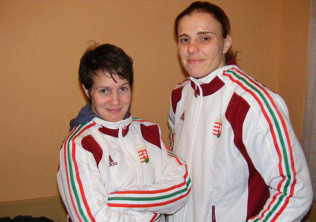 Ancsin Katalin és Kovács Mária a magyar ökölvívó-válogatott edzőtáborában 2012-ben.