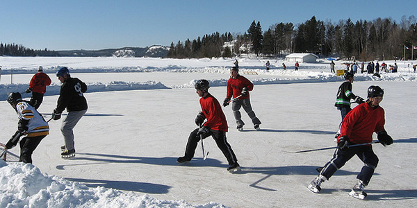 Kanadában tényleg nemzeti sport a jégkorong - az emberek nem csak nézni, de játszani is szeretik - Fotó:Philipp Budka, 2008