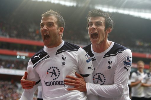 Rafael van der Vaart és Gareth Bale, a Tottenham Hotspur játékosai