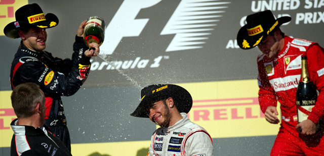 Hamilton győzött, világbajnok a Red Bull