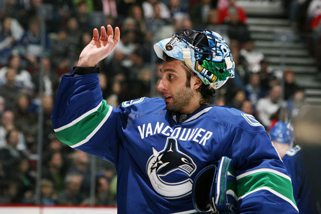 Roberto Luongo 2009-re az NHL egyik legprímább kapusává nőtte ki magát, de Vancouverben leszerepelt.