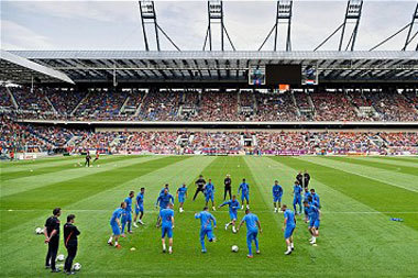 Közel 30 ezren nézték meg a holland válogatott edzését Krakkóban 