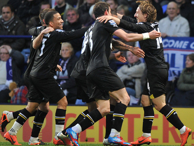 Luka Modric ünnepel a Bolton elleni gólját