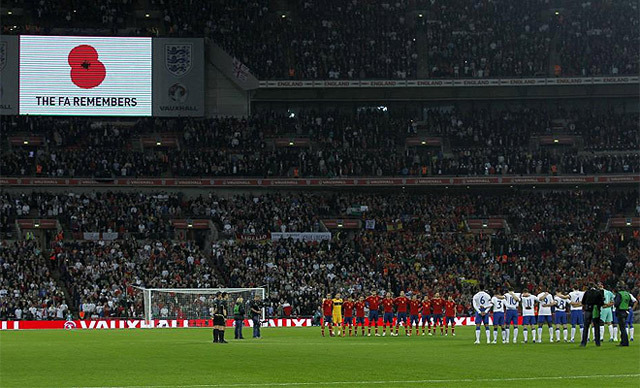 Az Európa-és világbajnok spanyol labdarúgó-válogatott 1-0-ás vereséget szenvedett szombaton az angoloktól a Wembleyben rendezett barátságos találkozón