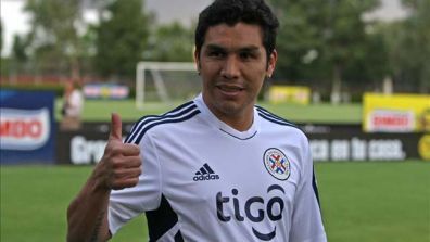 Salvador Cabanas 18 hónap után tért vissza a pályára