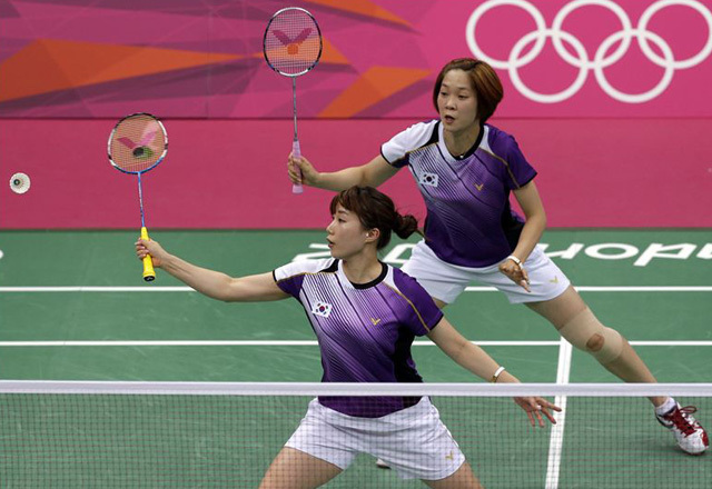 A női párosok küzdelmei a szokásosnál is nagyobb figyelmet kaptak a londoni olimpián - Fotó: AFP
