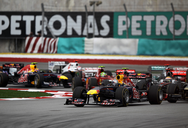 A Forma-1-es Malajziai Nagydíj nyitánya, élen Sebastian Vettellel.