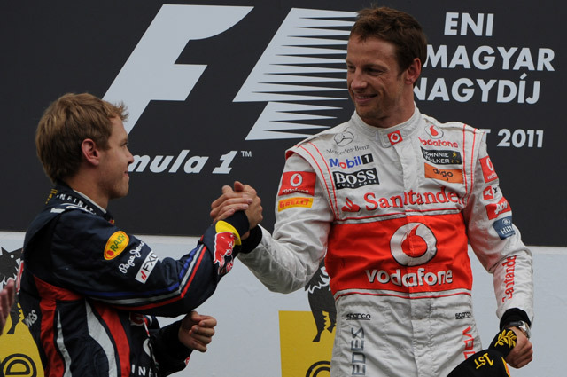 Jenson Button a 2011-es Magyar Nagydíj megnyerése után