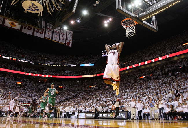 LeBron James is kellett a Miami sikeréhez - Fotó: AFP