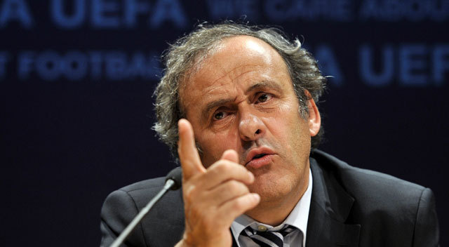 Michel Platini megnézne egy El Clásicót májusban is 