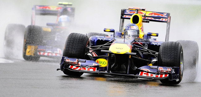 Sebastian Vettel ,a Red Bull Renault pilótája a 2011-es Belga Nagydíjon 