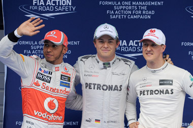 Lewis Hamilton, Nico Rosberg és Michael Schumacher a Kínai Nagydíj időmérő edzésének első három helyezettje 2012-ben