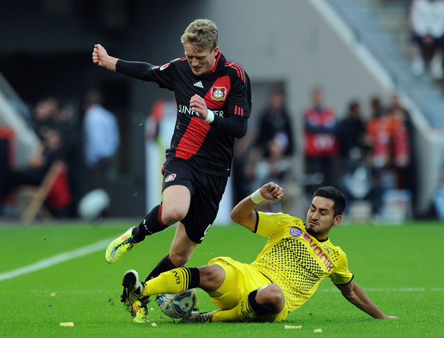A címvédő és első helyen álló Dortmundra nehéz ellenfél vár 