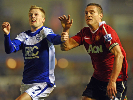 Vidic és Larsson birkóznak a Blackburn-Manchester United Pl-meccsen
