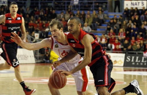 Hanga Ádám a Manresa mérkőzésén a spanyol kosárlabda-bajnokságban 2012-ben.