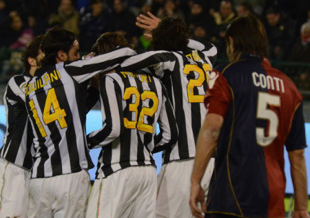 Juventus-játékosok gólöröme a Cagliari ellen