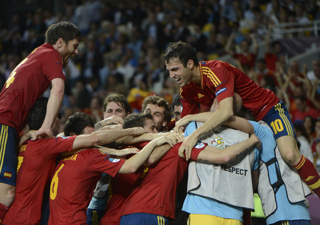 A spanyol válogatott gólöröme az Olaszország elleni döntőben az Európa-bajnokságon 2012-ben.