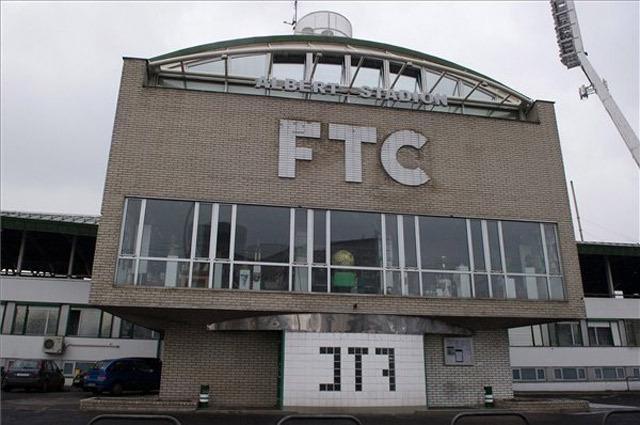 A Ferencvárosi Torna Club visszavásárolta az FTC Labdarúgó Zrt. részvényeinek 99 százalékát az angol tulajdonostól.