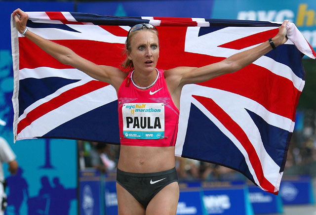 Paula Radcliffe ünnepli a győzelmét a 2009-es New York-i félmaratonon
