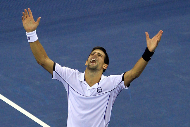 Novak Djokovics, a szerb világelső a US Open döntőjében örül Nadal felett aratott győzelmének 
