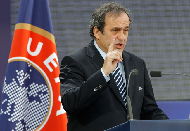 Michel Platini beszél az UEFA kongresszusán 2011 márciusában