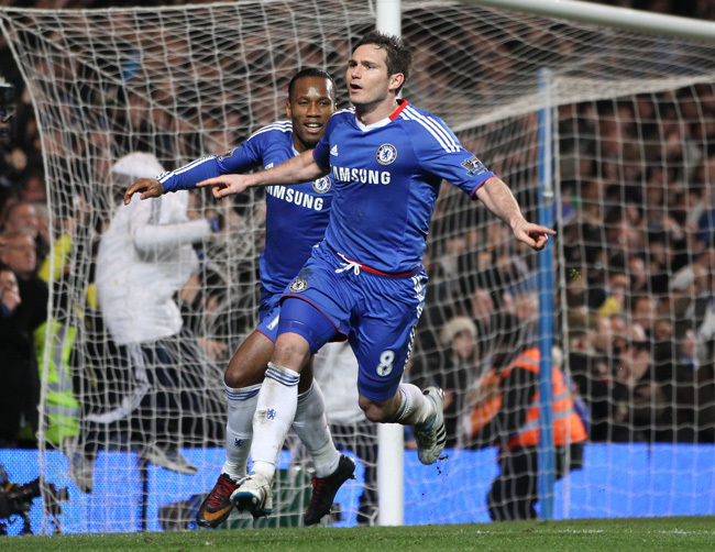 Lampard ünnepli győzelmet érő gólját