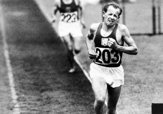 Emil Zátopek cseh hosszútávfutó az 1948-as londoni olimpián