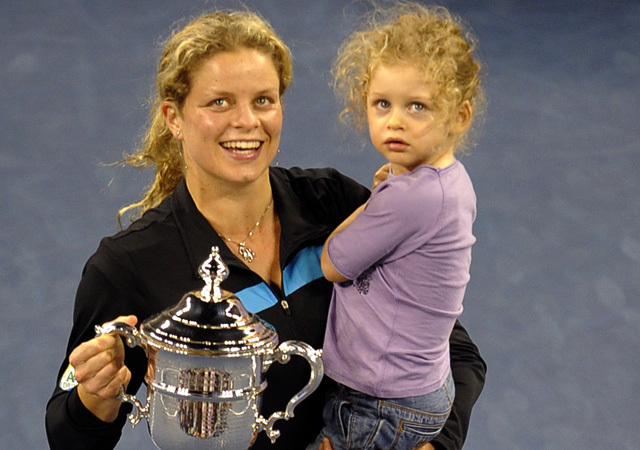 Kim Clijsters a kislányával, miután megnyerte a US Opent 2010-ben.