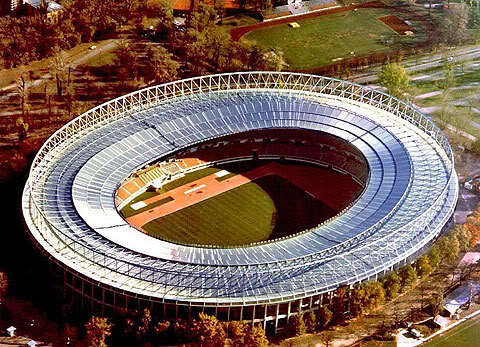 Az Ernst Happel stadion is helyszín lehet