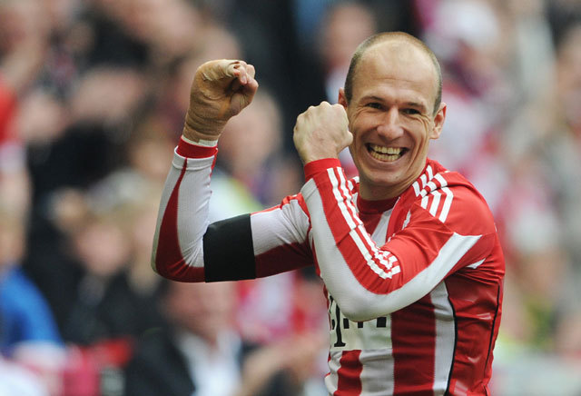 Robben 2015-ig meghosszabbította szerződését