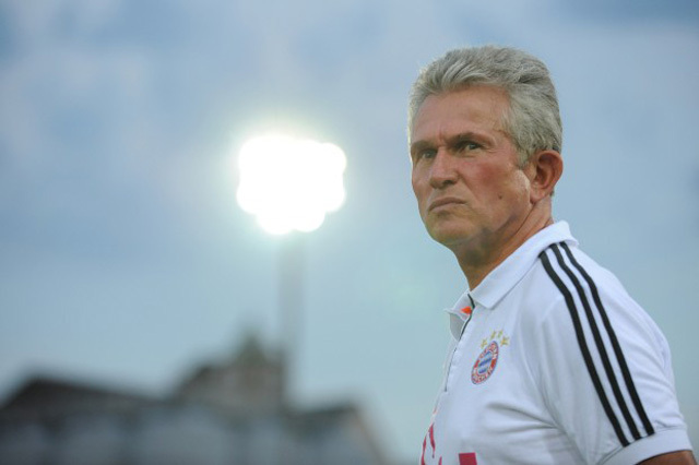 Jupp Heynckes a távolba réved: vajon jövőre tényleg messze lesz a Bayern Münchentől?