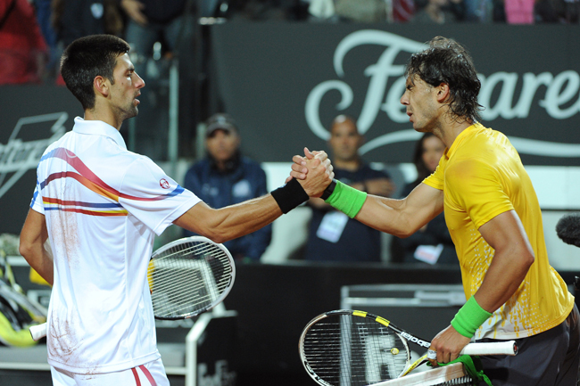 Rafael Nadal és Novak Djokovics, a római tenisztorna döntője után. 