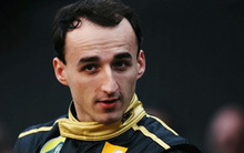 Súlyos balesete után az idei évben újra versenyzésre készül Kubica