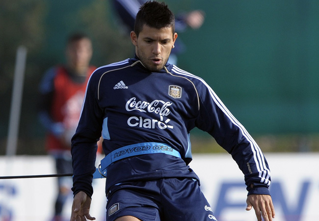 Sergio Agüero az argentin labdarúgó-válogatott edzésén 2011 júniusában