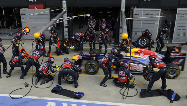 A Red Bull istálló nem végzett jó munkát a boxban - Brit Nagydíj, 2011