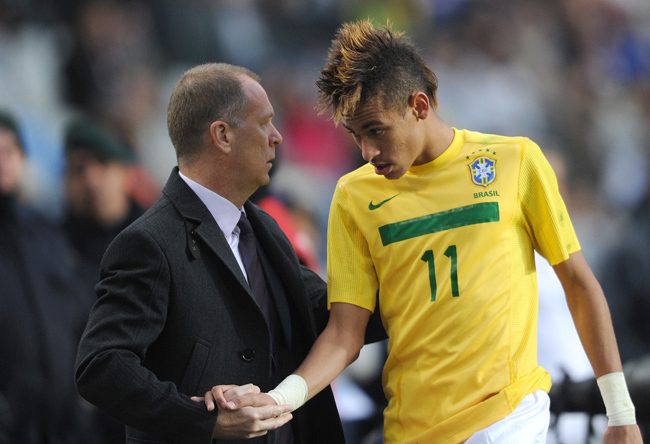 Neymar, a brazil válogatott fiatal csatára a Paraguay elleni Copa América-negyeddöntő után - Fotó: AFP