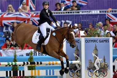 Kovács Sarolta versenyez a női öttusázók lovaglás számában a 2012-es londoni nyári olimpián, a Greenwich Parkban 2012. augusztus 12-én. MTI Fotó: Illyés Tibor 