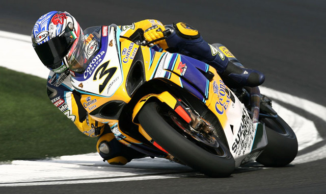 Max Biaggi 41 évesen döntött a visszavonulás mellett - Fotó: motorcyclenews.com
